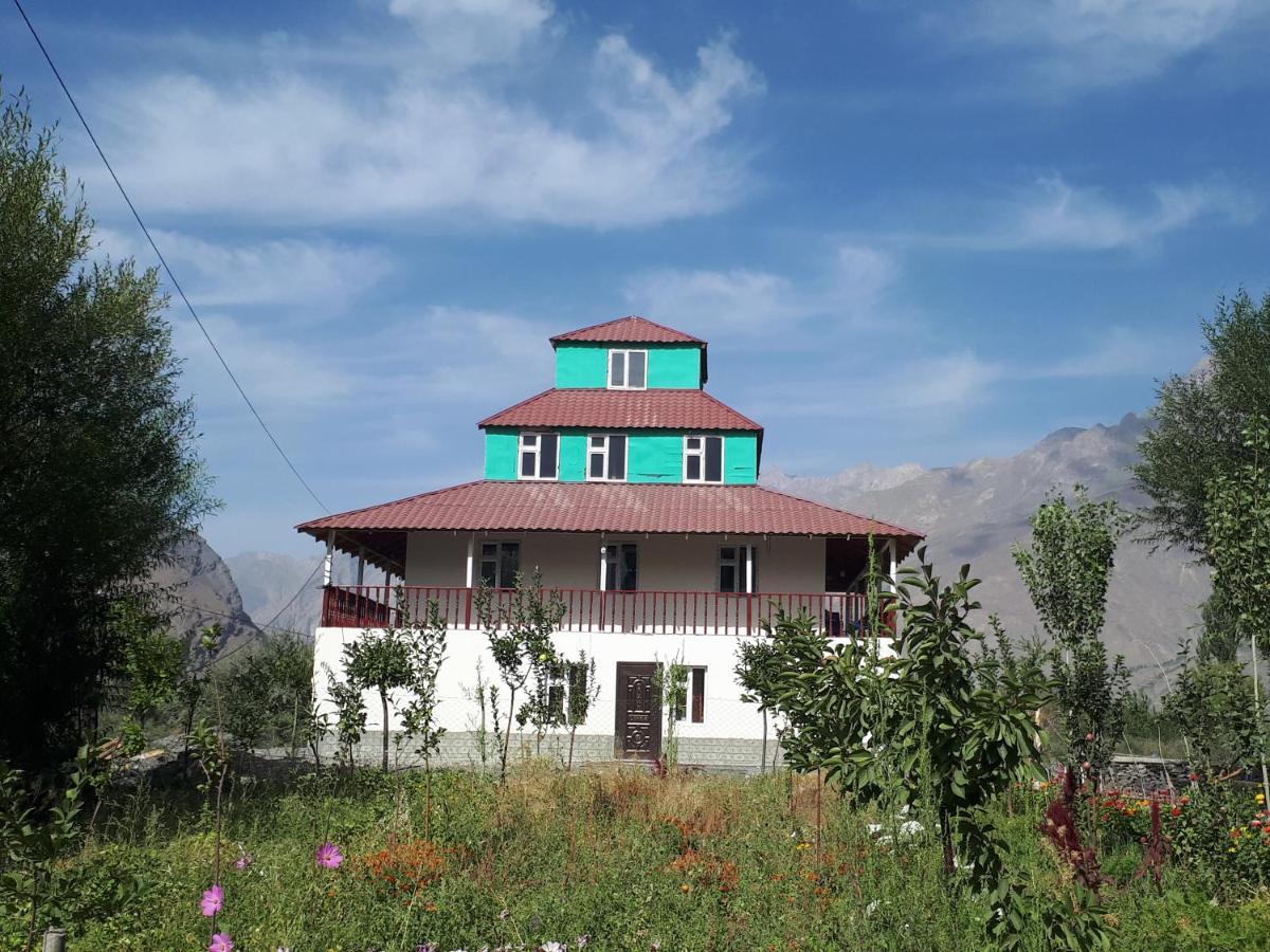 Hostel Muborak Rushan Kültér fotó